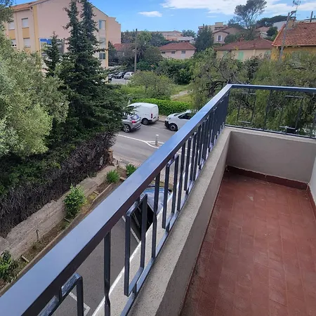 In The Heart Of Saint-raphael Lejlighed